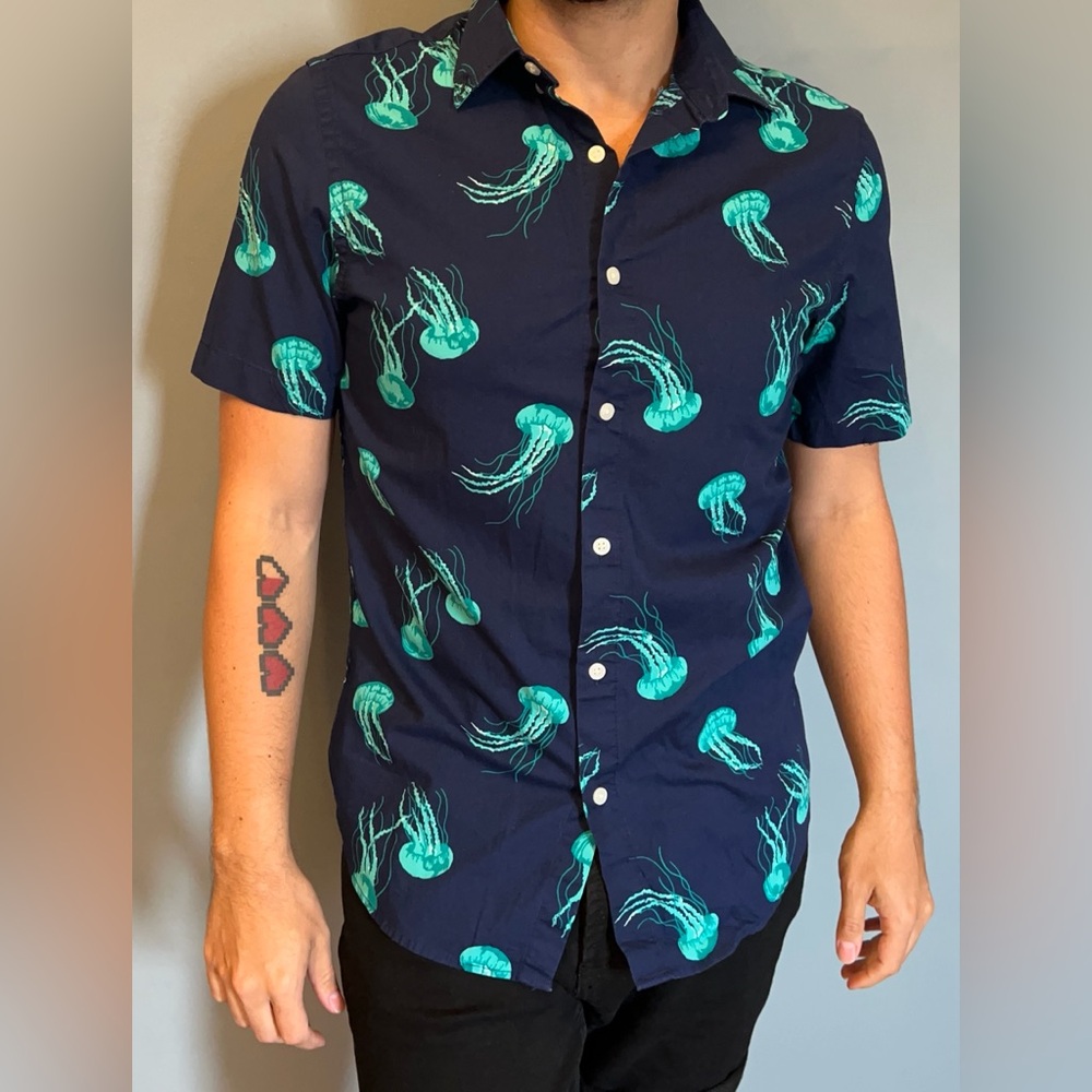 Old Navy Blue and Green Casual Button Down Shirt - Picture 1 of 3